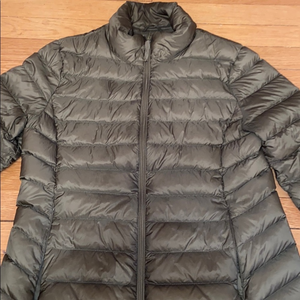 Army green down feather coat